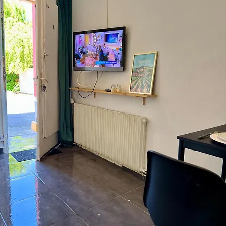 Ancienne D Apartment